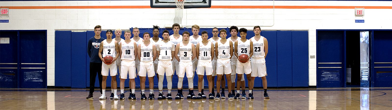Men's Basketball Team Photo 2018