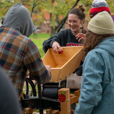 Apple pressing