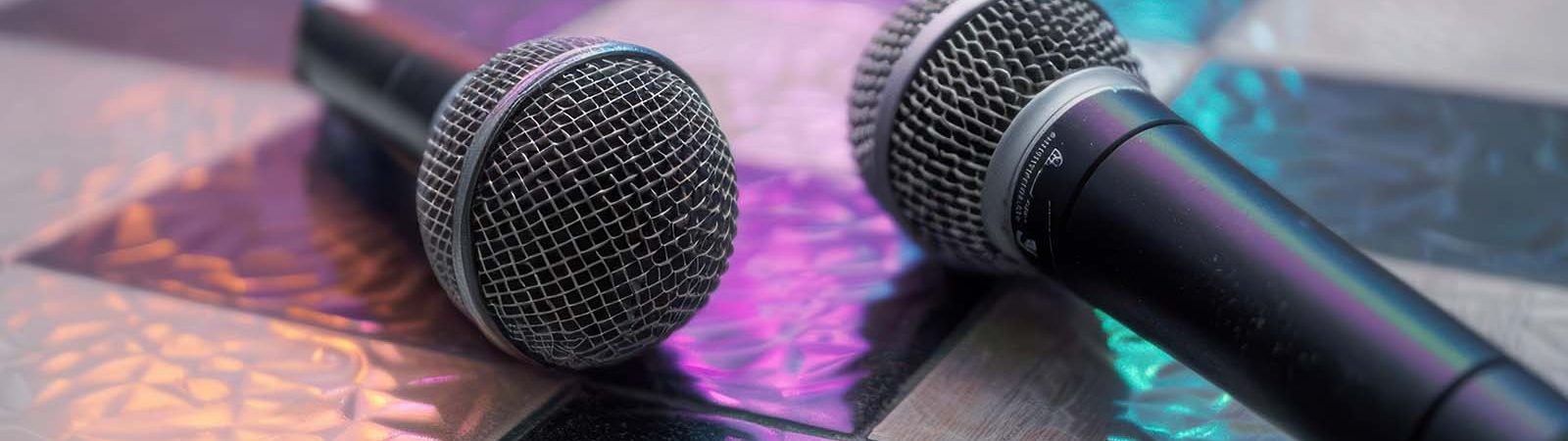 Two microphones on a grid